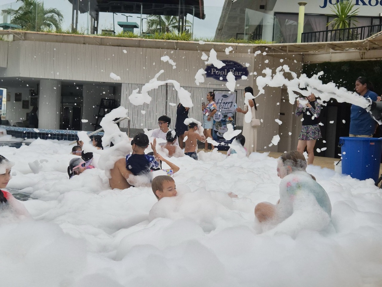 Bubbles at the Radisson